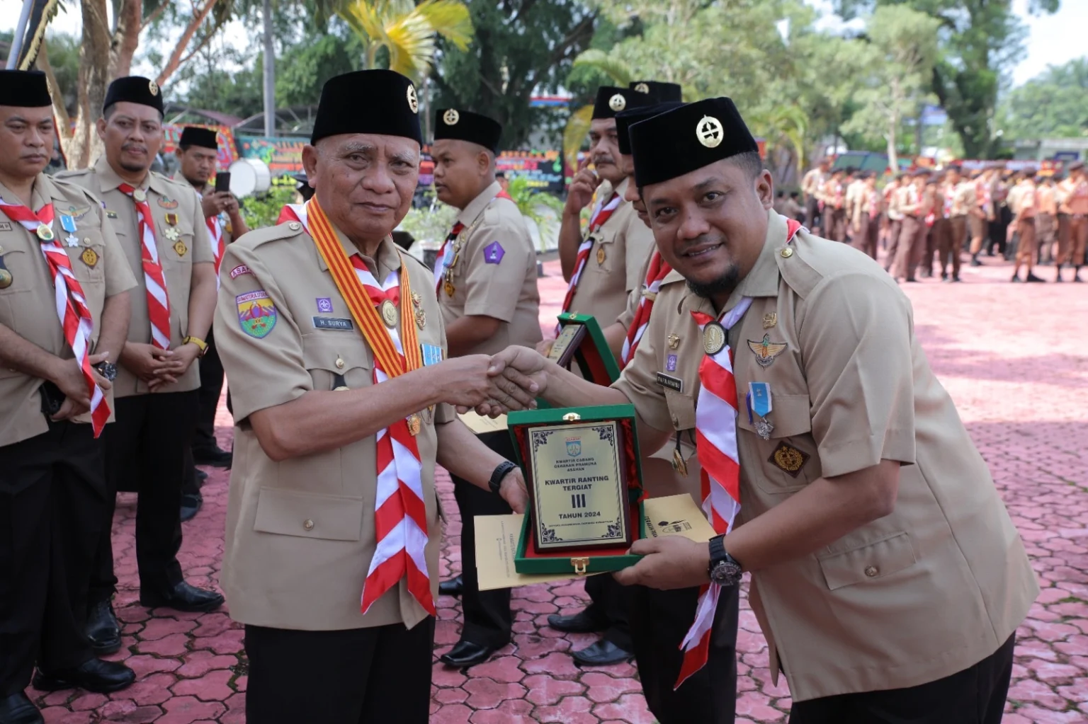 Bupati Asahan Hadiri Peringatan Hari Pramuka ke-63 di Halaman Kantor Bupati