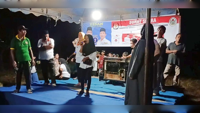 Emak-emak Muara Nibung Alihkan Dukungan ke Paslon KEDAN