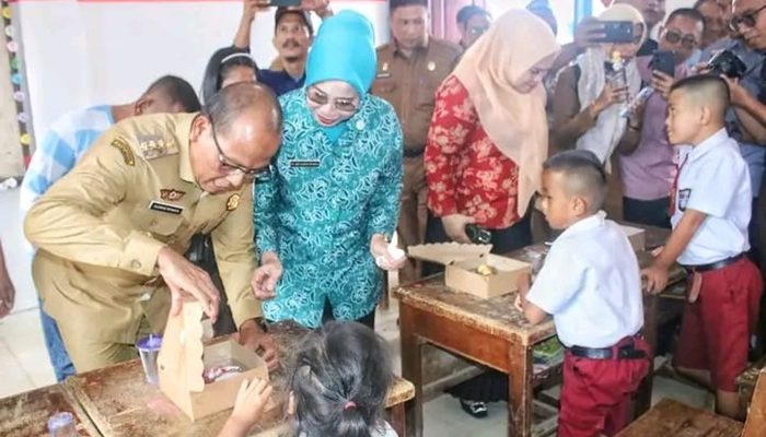 Launching Serentak Gerakan Uji Coba Makanan Bergizi di Tapteng Program Presiden Prabowo