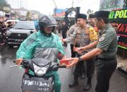 Berkah Ramadan Danrem 023/KS TNI-Polri Berbagi Takjil Bersama