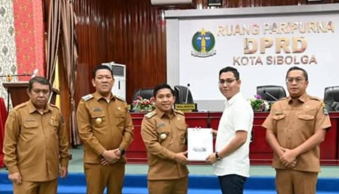 Wali Kota Sibolga Serahkan LKPj Tahun 2024 ke DPRD Ini Berbagai Prestasi yang Diraih