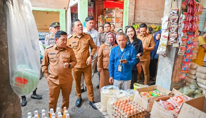 Wali Kota Sidak ke Pasar Cek Harga dan Ketersediaan Bahan Pokok: Harga Cabai Merah dan Bawang Turun