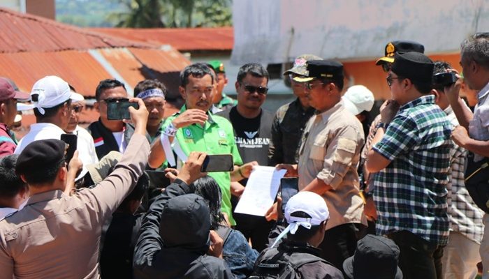 Aksi May Day, Buruh di Toba Sampaikan 5 Tuntutan: Mempertahankan TPL Tetap Beroperasi untuk Menghindari PHK