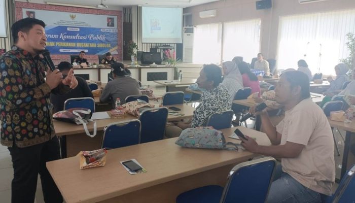 Kepala BPJS Ketenagakerjaan Sibolga Dialog dengan Peserta Forum Konsultasi Publik PPN Sibolga