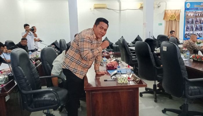 Joko Situmeang: Fraksi PDIP Pasti Menjaga Pemkab Tapteng, Hanya Satu yang Kami Sampaikan Bahwa Kesombongan dan Ego Itu Akan Ada Waktu Jatuhnya!