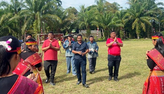 Pembukaan Turnamen Sepakbola U23 Muara Ore Cup 2025 Sukses, Ketua DPRD Tapteng Hadir Langsung yang Disambut Antusias Masyarakat