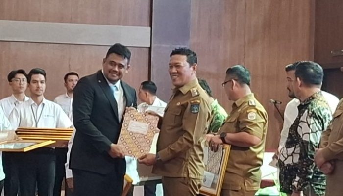Wakil Wali kota Sibolga Saksikan Launching UHC Prioritas dan Program “Probis” Sumut Berkah Oleh Gubsu