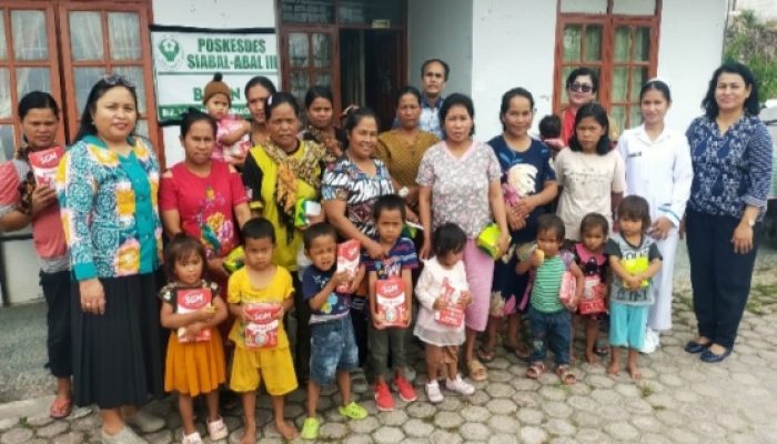 Penguatan Resiliensi Ibu Penderita Stunting, Pengukuran Status Gizi dan Pembuatan Makanan Tambahan Berbasis Pangan Lokal di Wilayah Kerja Puskesmas Sipahutar Tahun 2025