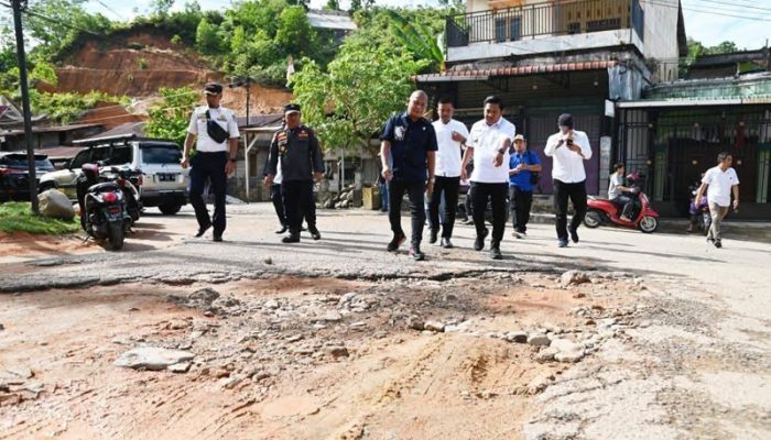 Wali Kota Sibolga Harapkan Perbaikan Jalan Parombunan Tahun ini, Rahmansyah Langsung Hubungi Kadis PUPR Sumut