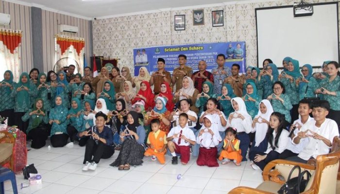 Tim Evaluasi Pola Asuh Anak dan Remaja (PAAR) Sumut Kunjungi Sibolga Sambas