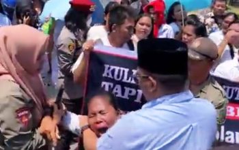 Ratusan TKS Nakes Tapteng Menangis Minta Tolong ke DPRD Atas Nasib Mereka: DPRD Siap Mendukung TKS Dipekerjakan Kembali