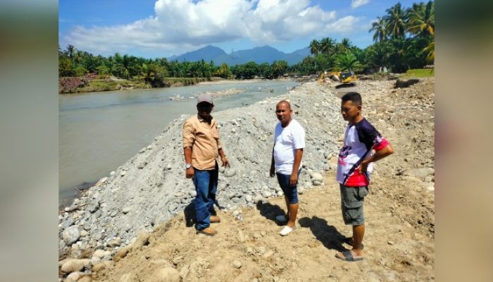 Anggota DPRD Sumut Rahmansyah Sibarani: Normalisasi Sungai Aek Sirahar Tanggung Jawab Bersama