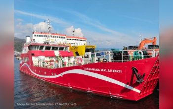 RS Apung Laksamana Malahayati Sandar di Pelabuhan Sibolga Berikan Layanan Kesehatan Gratis