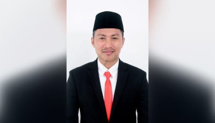 Ketua Fraksi Gerindra Desak Ketua DPRD Tapteng Laporkan Sekwan ke APH Karena Langgar UU MD3