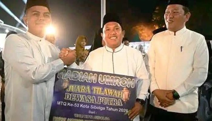 Pelaksanaan MTQ Sibolga Sukses dan Meriah, Bakhtiar Sibarani Berikan 2 Tiket Umrah Bagi Juara