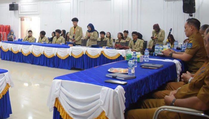 28 Mahasiswa UGM KKN-PPM di 13 Kelurahan yang Terdampak Banjir Sibolga