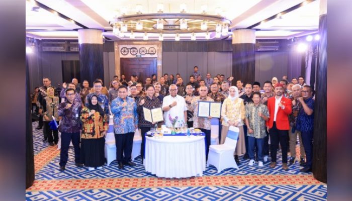 Wamenaker: Perjanjian Kerja Bersama Cerminkan Hubungan Industrial yang Sehat