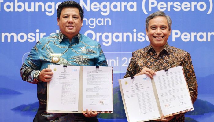 Bupati Samosir Tandatangani Nota Kesepakatan dengan Dirut PT BTN Memperkuat Pariwisata dan UMKM