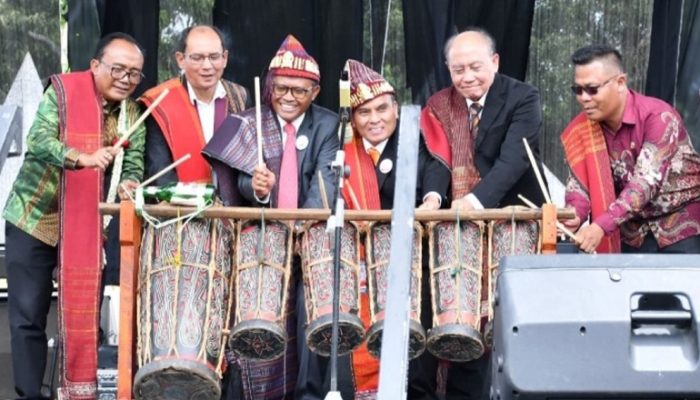 Pesta Bolon Toga Samosir di Onan Runggu Sukses, Pemkab Samosir Bantu Rp 100 Juta