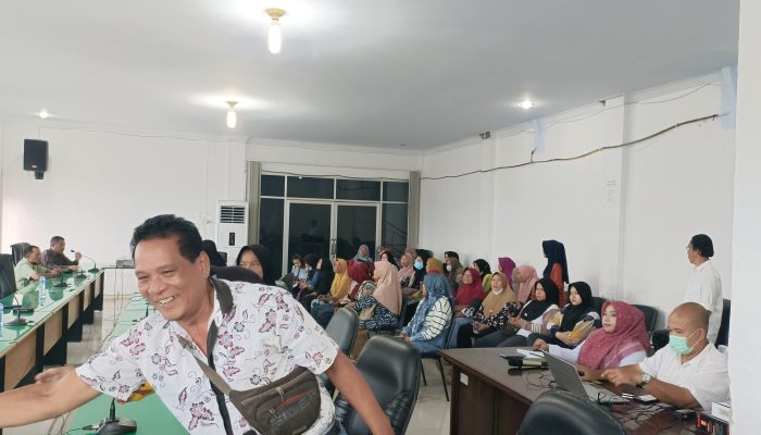 Kembali Warga Korban Banjir Adukan Nasibnya ke DPRD Tapteng: Kami Seperti Ayam Kehilangan Induk