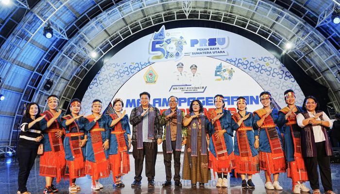Malam Seni Budaya Samosir di PRSU: Pulau Samosir  The Heart of Toba Civilization
