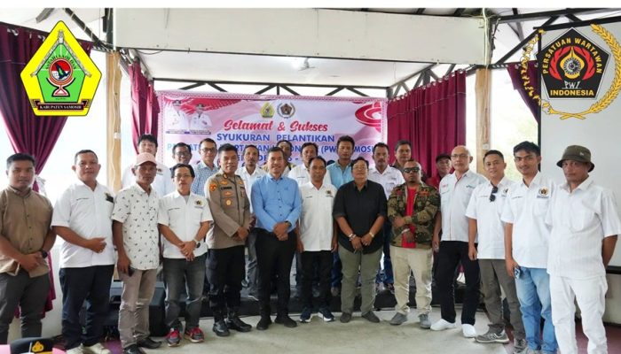 PWI Samosir Gelar Syukuran Pelantikan, Usulkan Pemkab Fasilitasi Peningkatan Kompetensi Wartawan