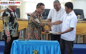 Paripurna Propemperda ‘Mencair’ Bupati Apresiasi DPRD Tapteng